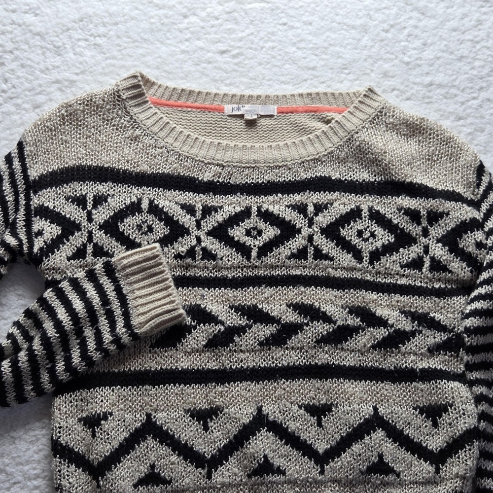 Jolt Sweater Juniors L Beige Black Aztec Crew Neck Long‎ Sleeve Cropped Knit Top